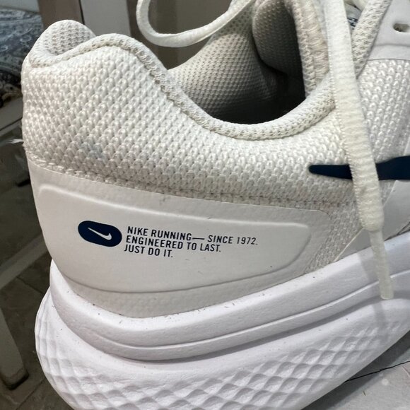 Nike Nuevo Run Swift 2 CU3517-101 Mens White Mesh Athletic Running Shoes - Picture 2 of 9